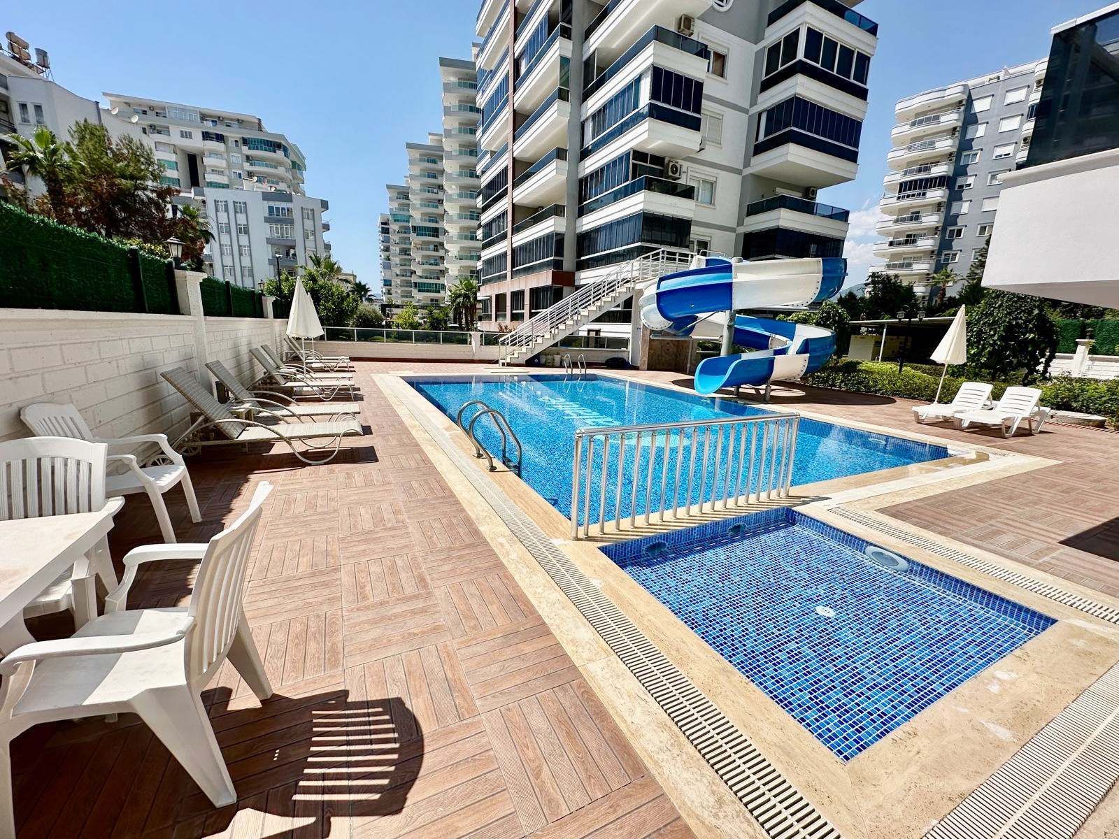 TURSKA PONUDA -ALANYA/MAHMUTLAR          SKY BLUE PLUS RESIDENCE 115m2.